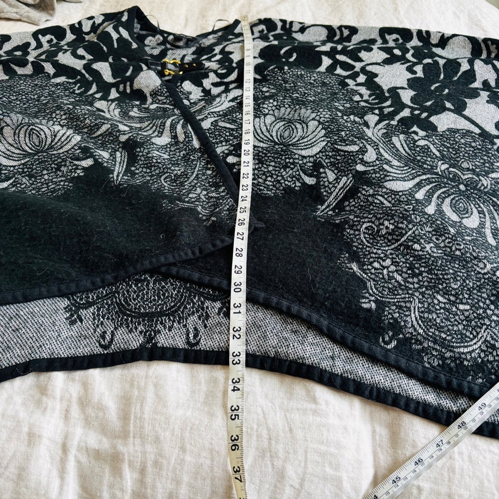 Women's Marc New York cape, One Size, Black and Grey - Picture 7 of 7